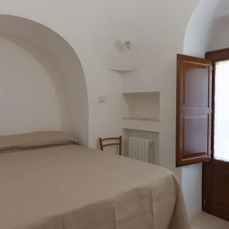 Trullo Il Pupineto With Pool In أوستوني