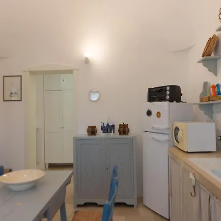 Trullo Il Pupineto With Pool In بيت للعطل