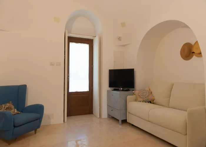 Trullo Il Pupineto With Pool In